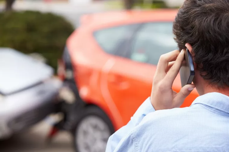Combien coûte la réparation d'un accrochage sur une voiture sans permis dans un garage proche du lieu d'accrochage ?, Tillières-sur-Avre, Garage Auto 27